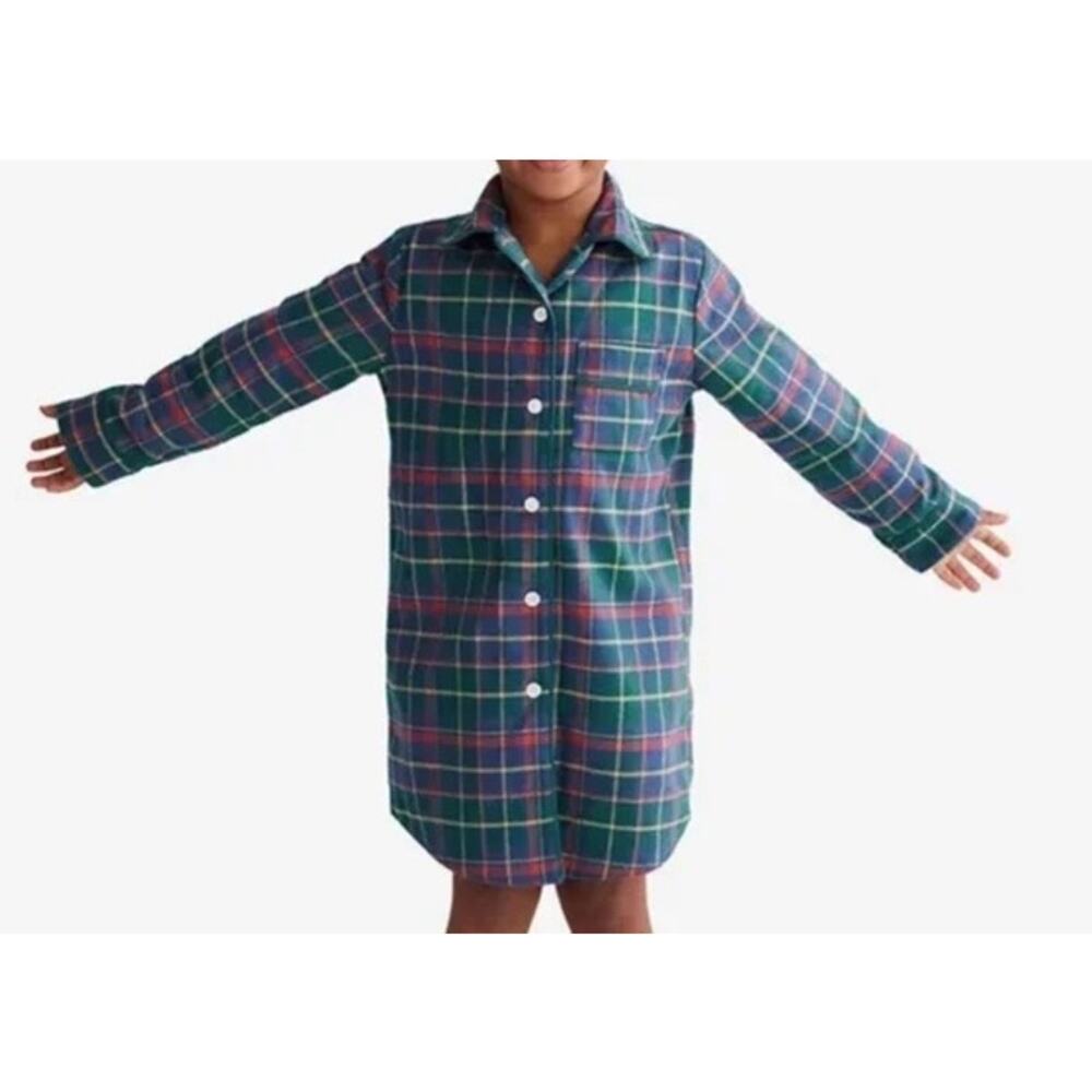 NWT - Very Soft - Girls  - "The Company Store" Plaid Flannel Nightshirt - Size 8